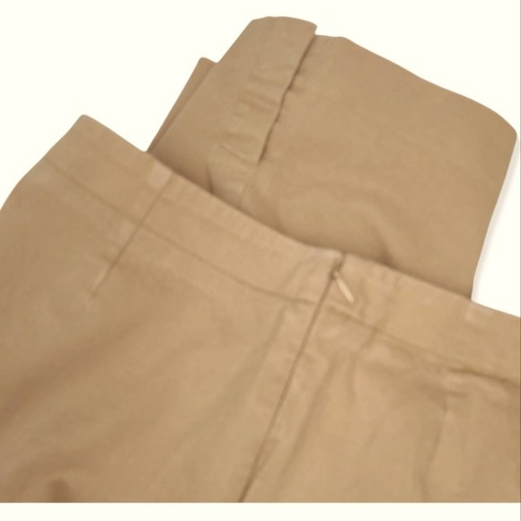 Liz Claiborne Capris size 8 Tan - Picture 1 of 6